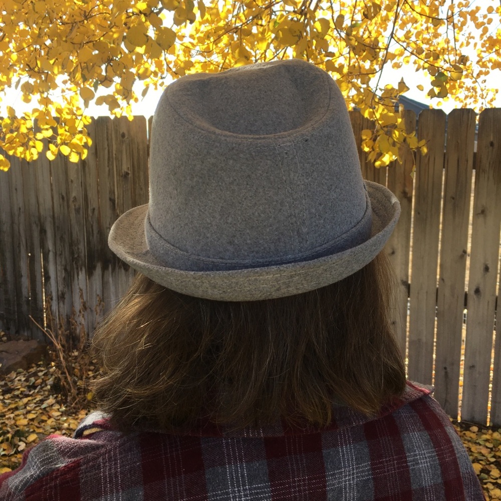 Gray Polyester Felt Hat - image 4